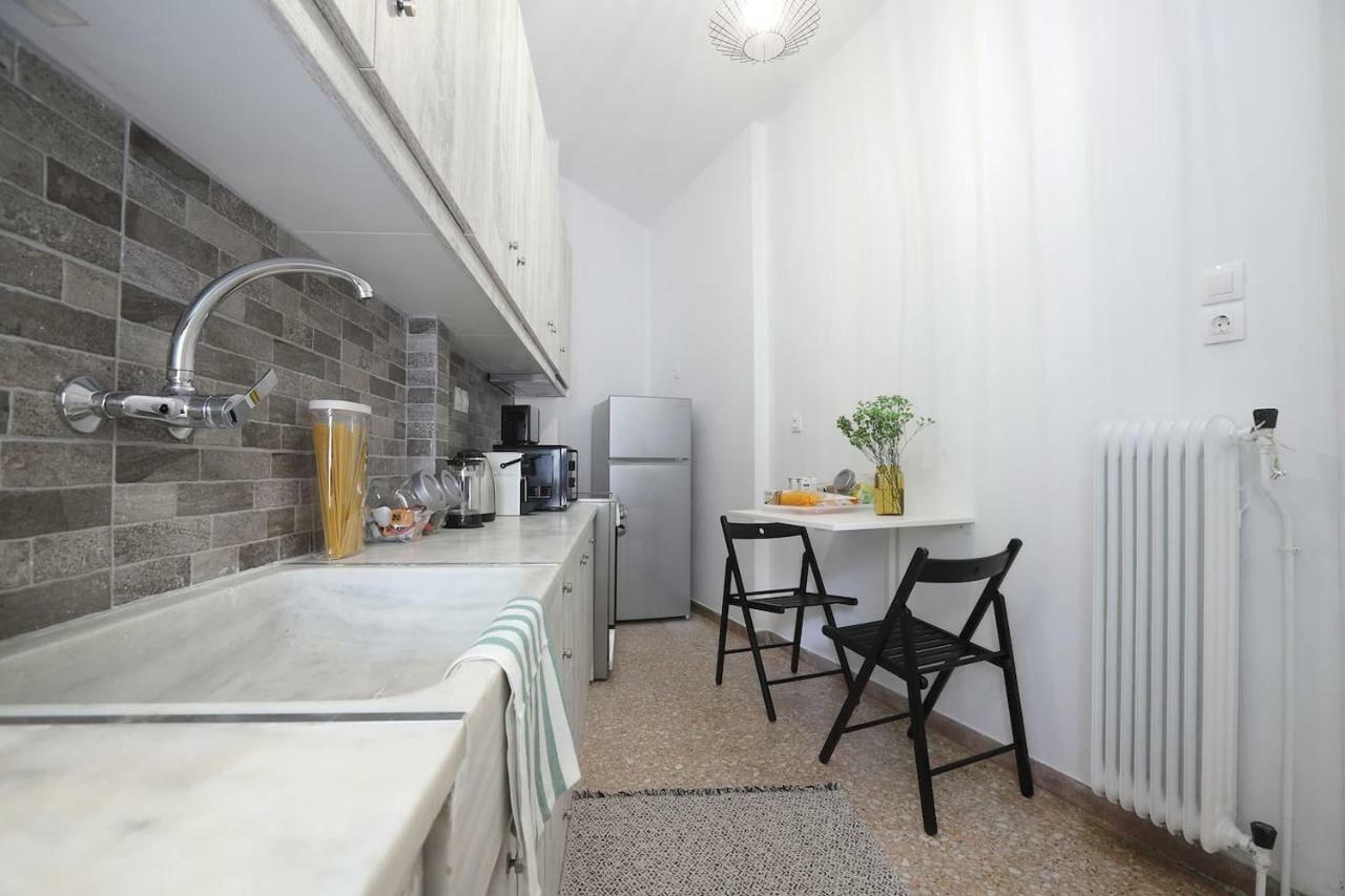 Charming Apartment Near Panathenaic Stadium Atenas Exterior foto